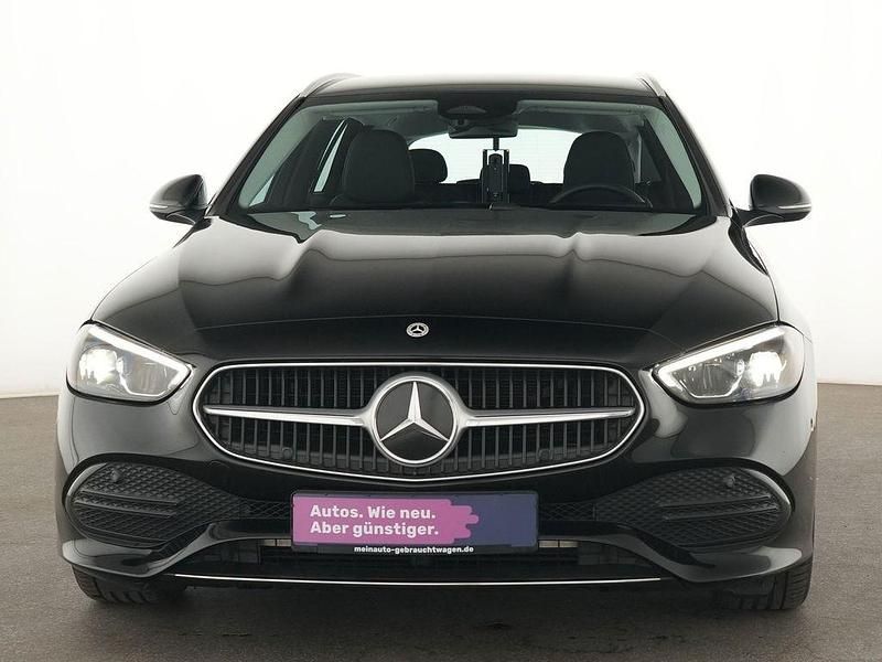 Gebraucht Mercedes C200 Avantgarde 163 PS (119 kW) 2024 Schwarz Limousine