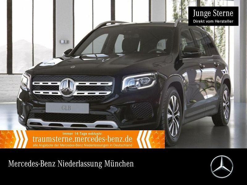 Nachtschwarz Gebraucht 2022 Mercedes GLB180 Style SUV | 32.990 € (Etwas zu teuer) - Bild 1/3