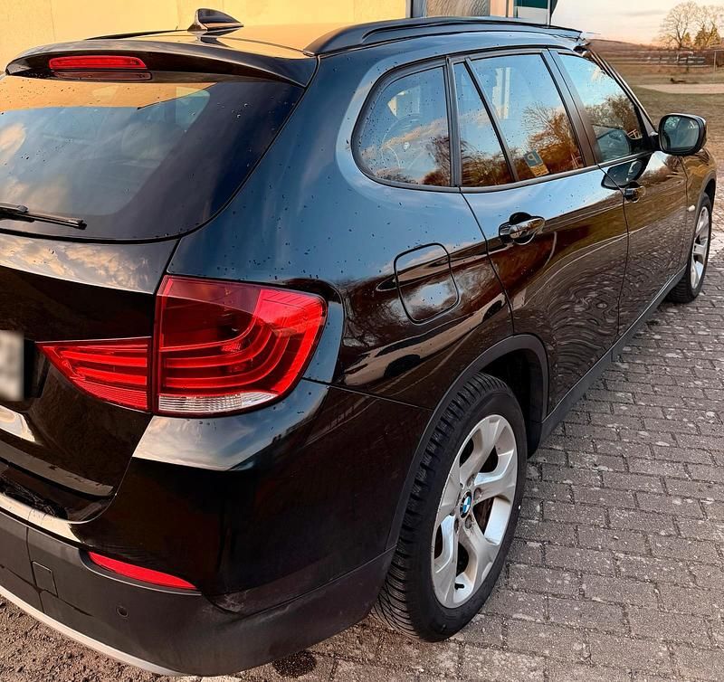 Gebraucht BMW X1 176 PS (129 kW) 2009 Schwarz SUV