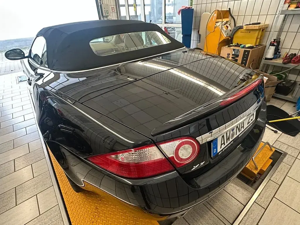 Gebraucht Jaguar XK 258 PS (189 kW) 2008 Schwarz Cabrio