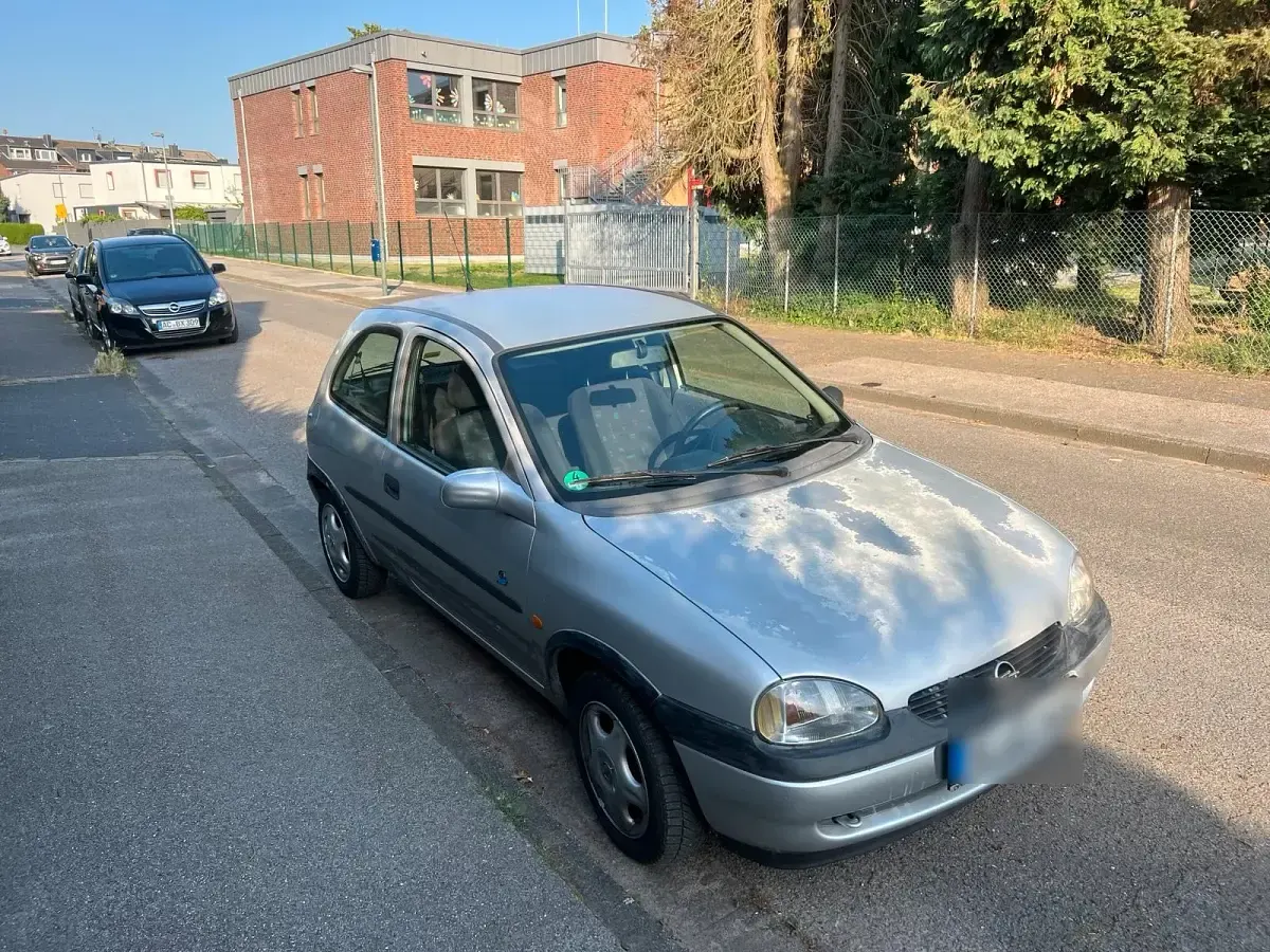 Gebraucht Opel Corsa 54 PS (39 kW) 1999 Silber Kleinwagen