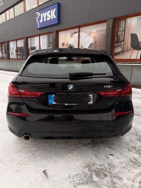 Gebraucht BMW 116 Advantage 109 PS (80 kW) 2022 Schwarz Kleinwagen
