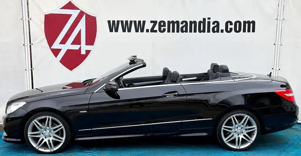 Usata Mercedes E250 AMG 204 CV (150 kW) 2012 Nero Cabrio