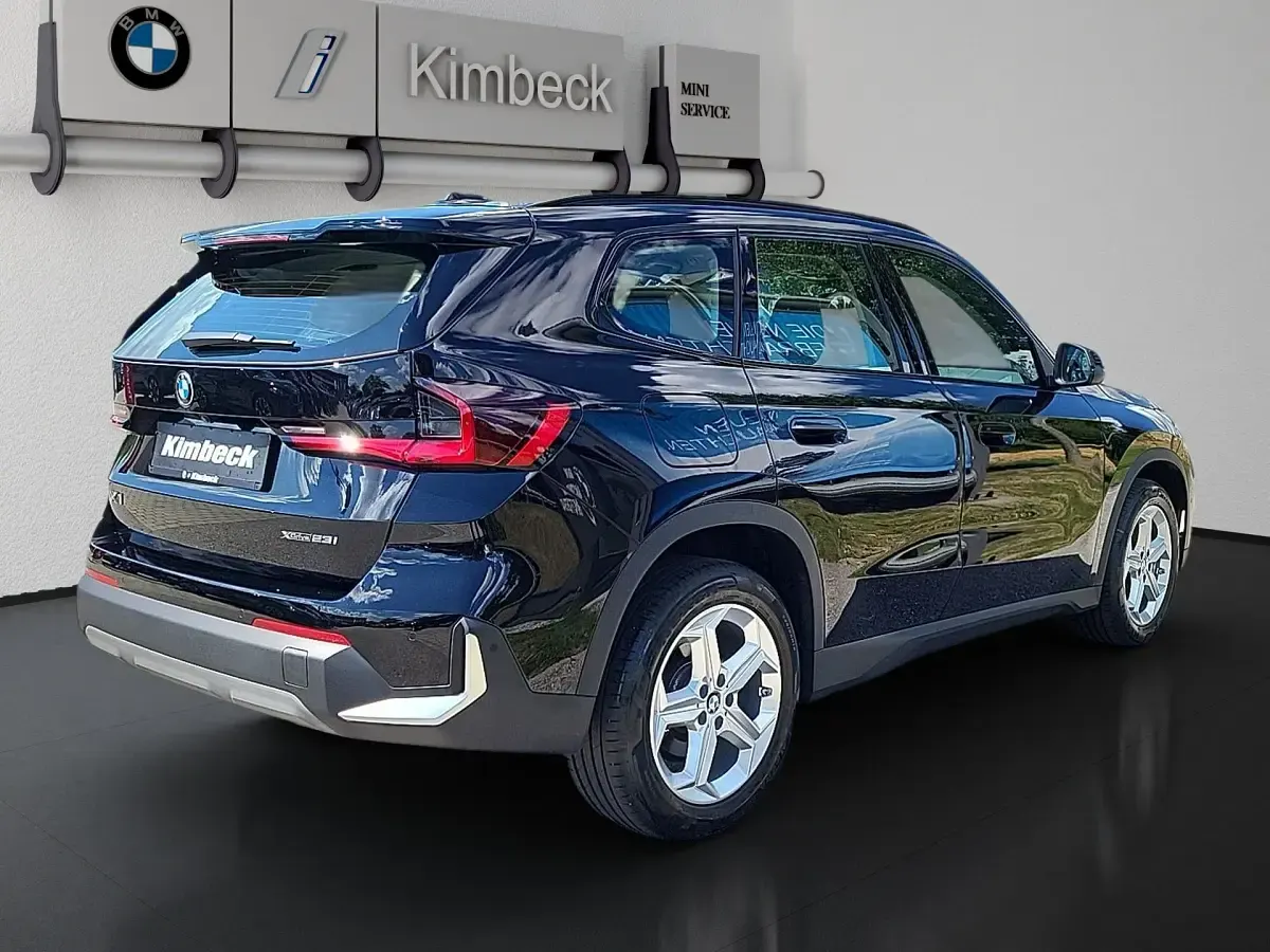 Gebraucht BMW X1 Performance 218 PS (160 kW) 2025 Schwarz uni SUV