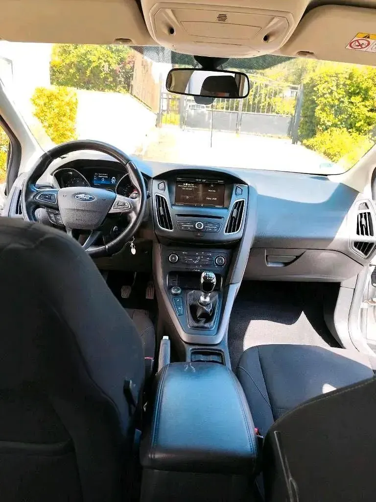 Gebraucht Ford Focus 125 PS (91 kW) 2014 Silber Kombi