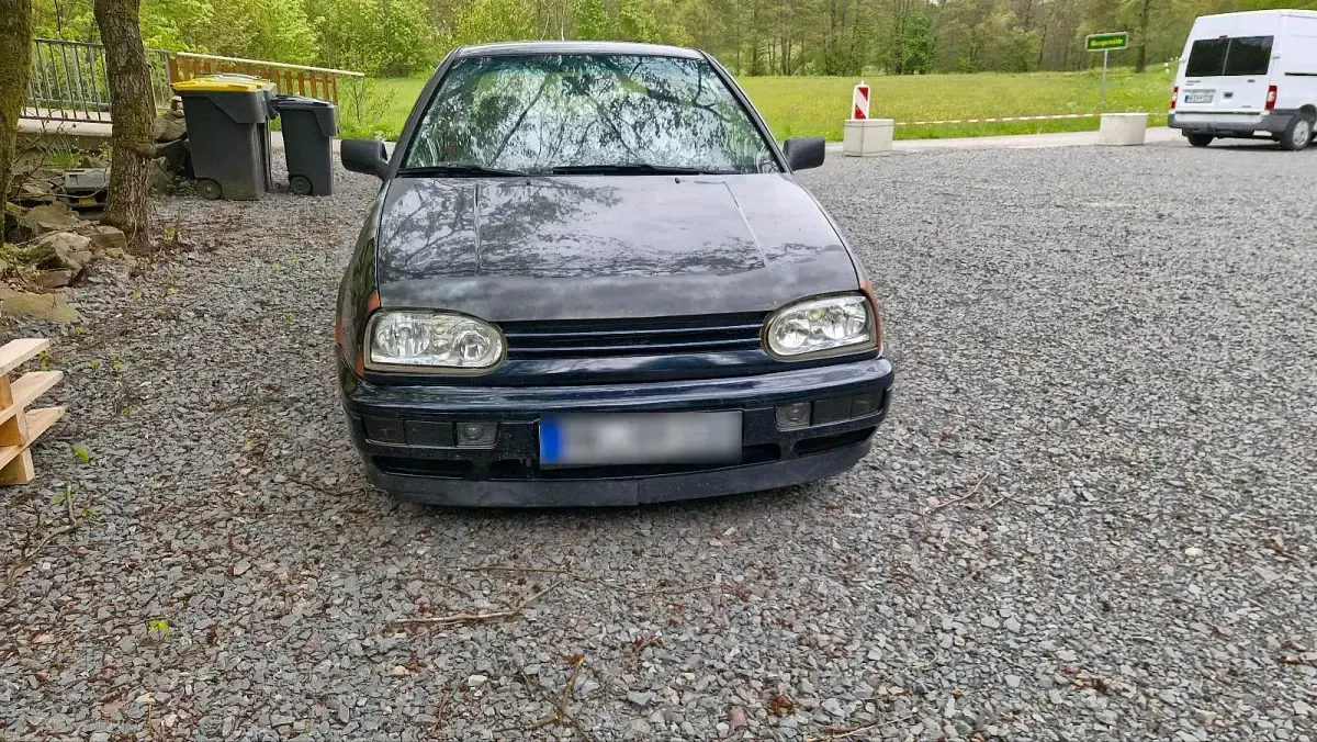 Gebraucht VW Golf GTI 150 PS (110 kW) 1997 Blau Coupé