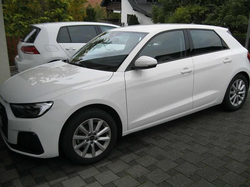 Gebraucht Audi A1 Sportback Advanced 116 PS (85 kW) 2024 Weiß Kleinwagen
