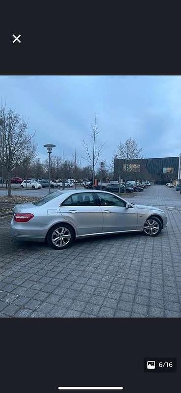 Gebraucht Mercedes E250 Avantgarde 204 PS (150 kW) 2010 Limousine
