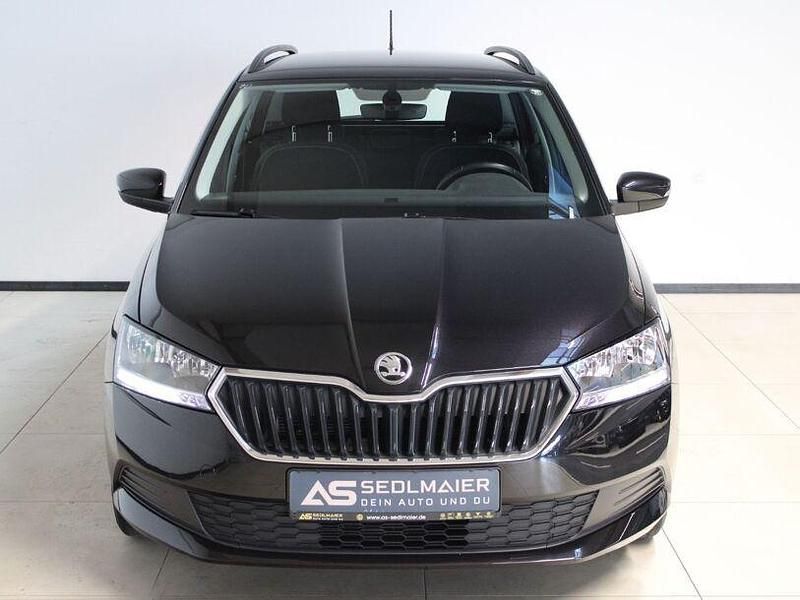Gebraucht Skoda Fabia Ambition 95 PS (69 kW) 2022 Schwarzmagic perleffekt Kleinwagen