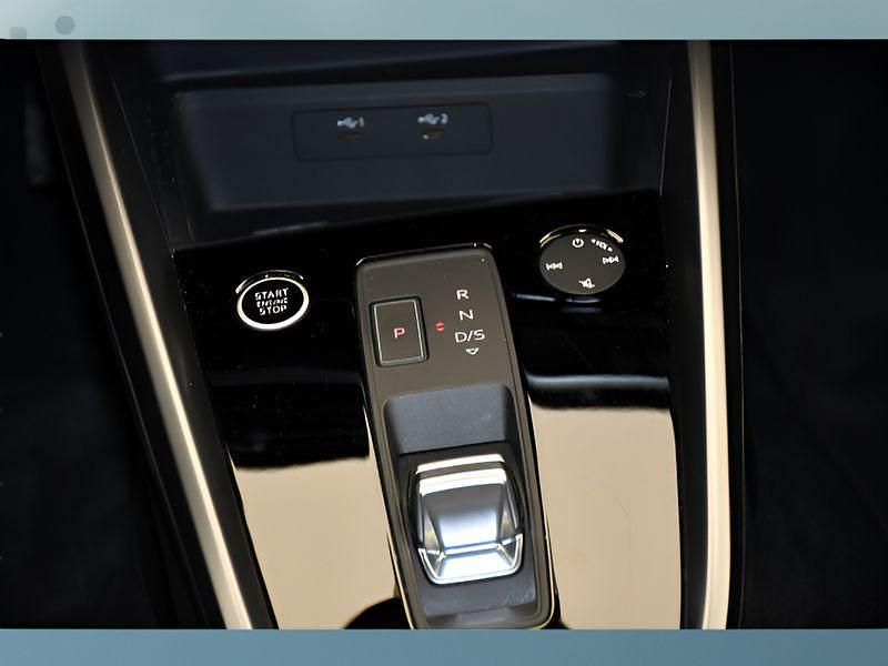 Gebraucht Audi A3 Sportback 150 PS (110 kW) 2023 Grau Kleinwagen