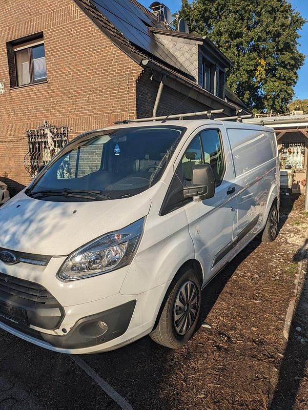 Gebraucht Ford Transit Custom 120 PS (88 kW) 2013 Weiß Van / Kleinbus
