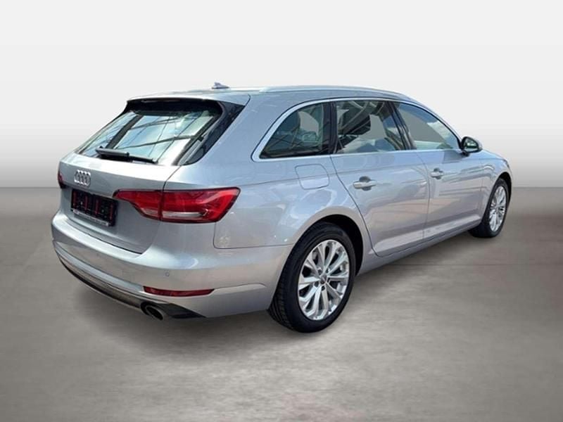 Gebraucht Audi A4 Design 190 PS (139 kW) 2016 Silber Kombi