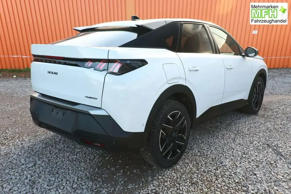 Neu Peugeot 3008 Allure 145 PS (106 kW) 2026 Okenit weiß metallic SUV