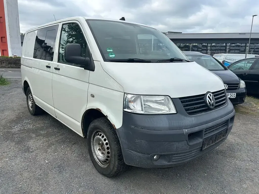 Gebraucht VW Transporter 131 PS (96 kW) 2008 Violet Van