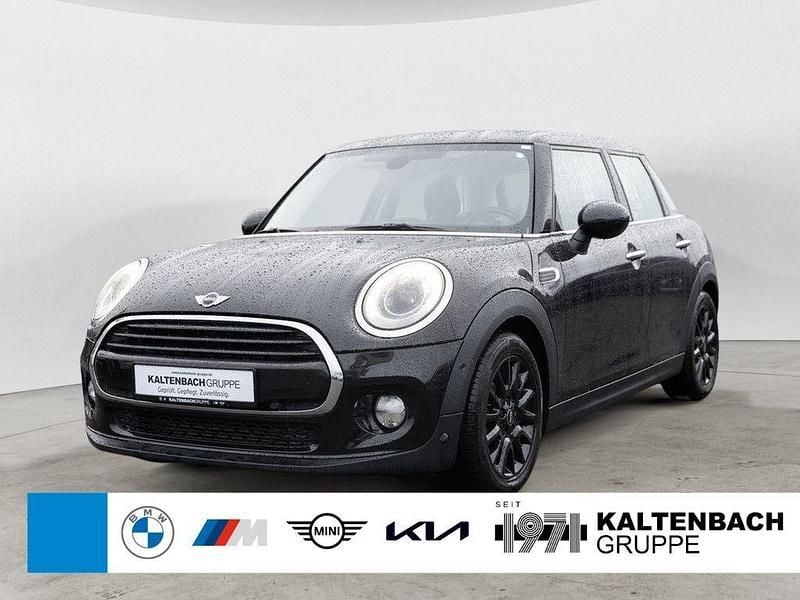 Gebraucht Mini Cooper Pepper 136 PS (100 kW) 2018 Schwarz Kleinwagen