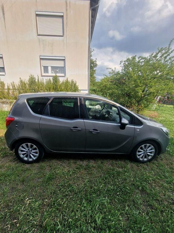 Gebraucht Opel Meriva drive 120 PS (88 kW) 2015 Grau Van / Kleinbus