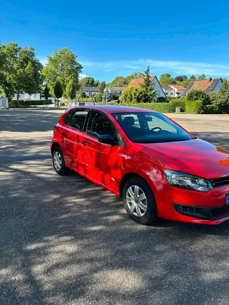 Gebraucht VW Polo 70 PS (51 kW) 2010 Rot Kleinwagen