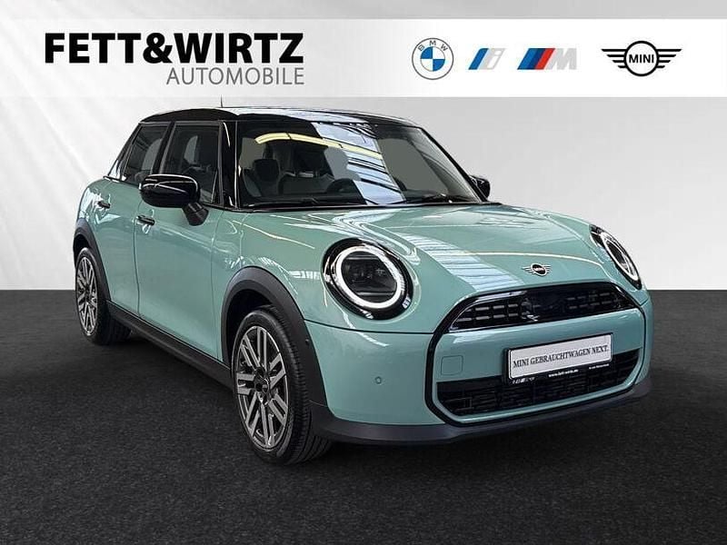 Gebraucht Mini Cooper 114 kW (156 PS) 2025 Ocean wave green Kleinwagen