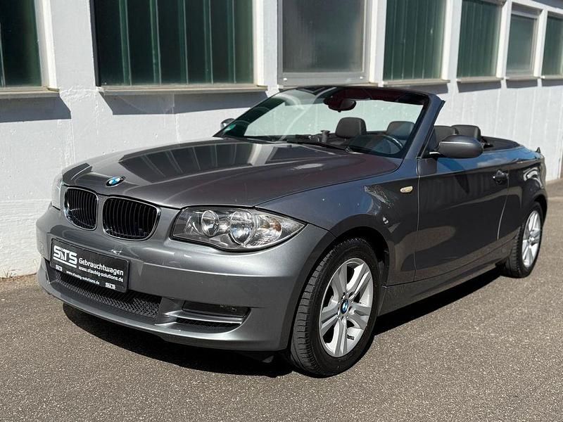 Grau Gebraucht 2009 BMW 118 Cabriolet Advantage Cabrio | 11.795 € (Etwas zu teuer) - Bild 1/4