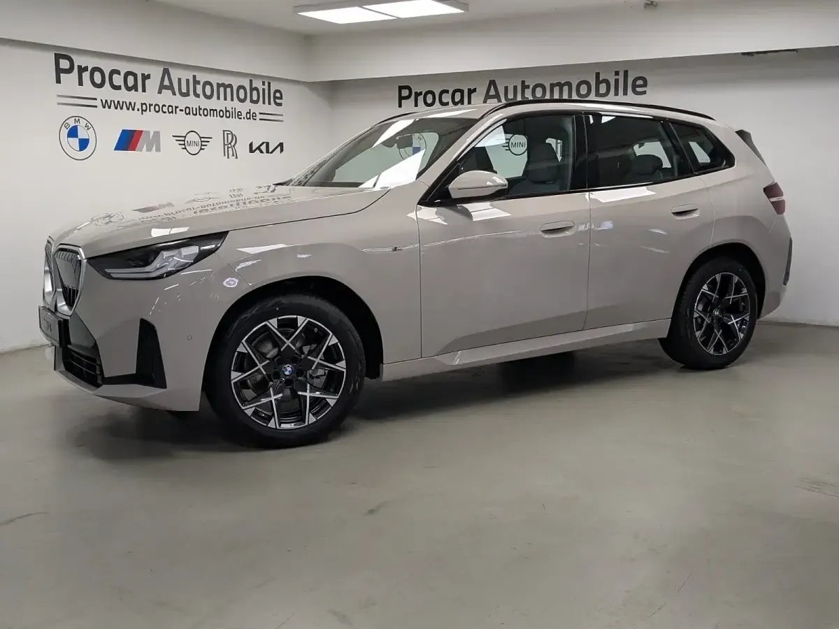 Neu BMW X3 M Sport 208 PS (152 kW) 2026 Silber SUV