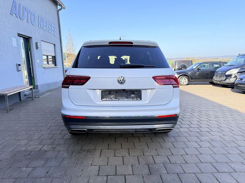 Gebraucht VW Tiguan Allspace Highline 150 PS (110 kW) 2017 Silber SUV