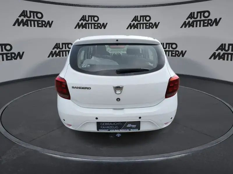 Gebraucht Dacia Sandero Lauréate 90 PS (66 kW) 2017 Weiß Kleinwagen