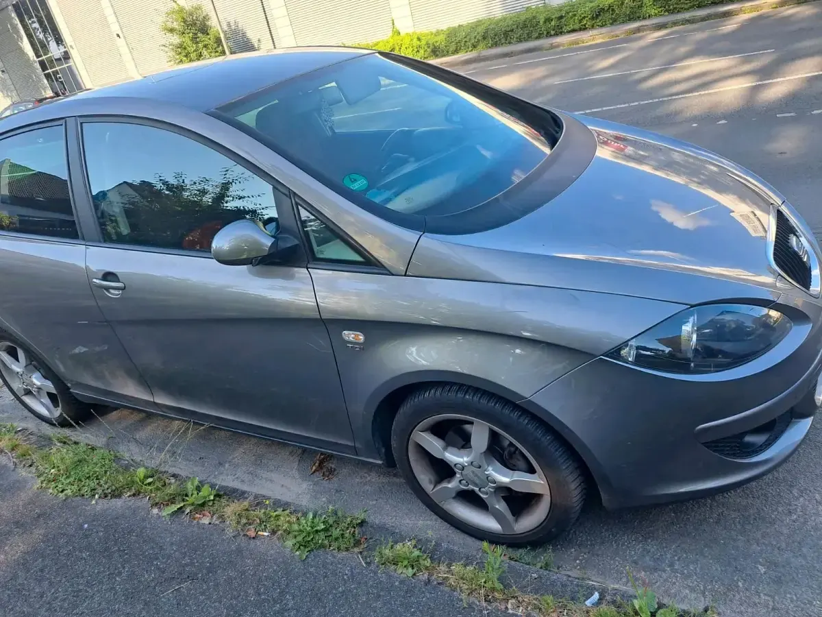 Gebraucht Seat Altea 140 PS (102 kW) 2006 Grau Van / Kleinbus