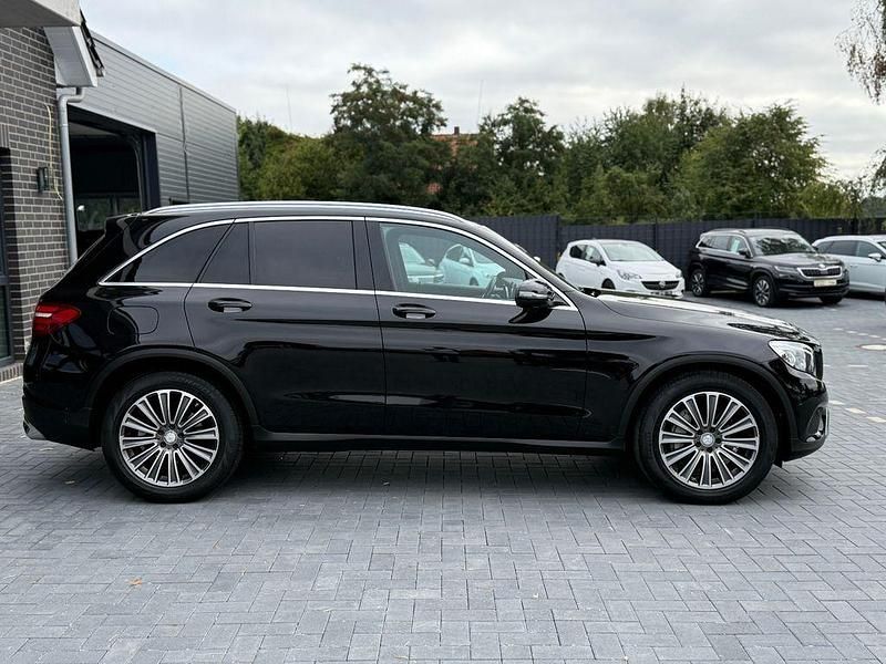 Gebraucht Mercedes GLC250 211 PS (155 kW) 2016 Schwarz SUV