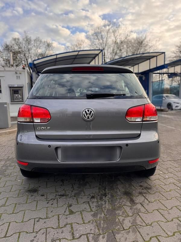 Gebraucht VW Golf VI 80 PS (58 kW) 2010 Grau Kleinwagen