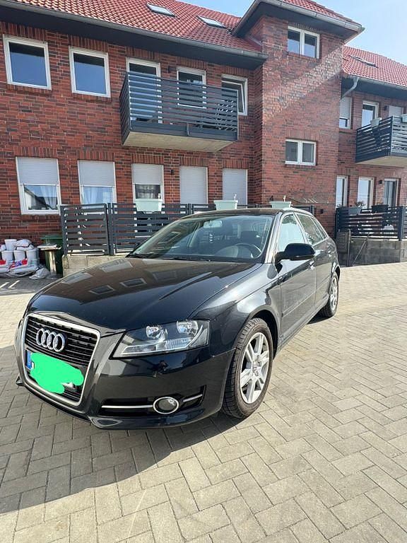Gebraucht Audi A3 105 PS (77 kW) 2012 Schwarz Kleinwagen