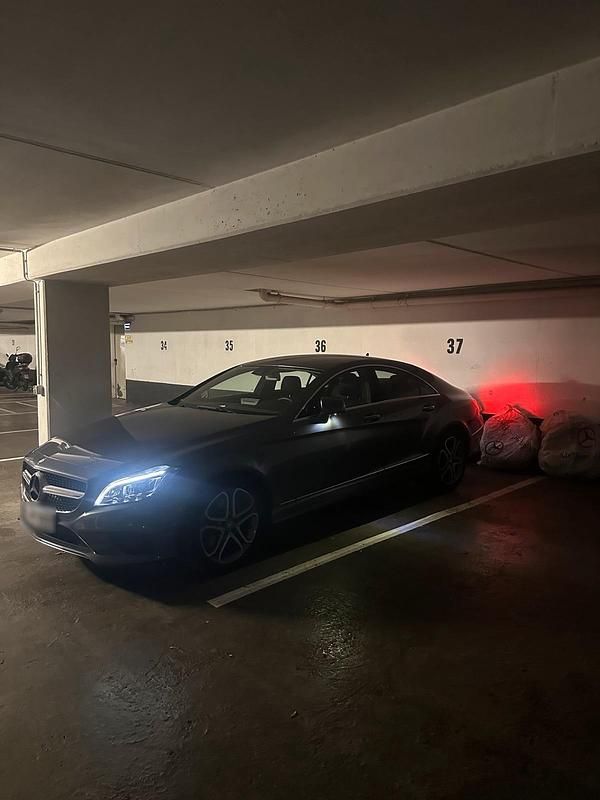 Gebraucht Mercedes CLS220 170 PS (125 kW) 2015 Grau Limousine