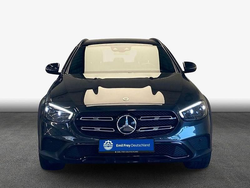 Gebraucht Mercedes E400 Avantgarde 330 PS (242 kW) 2021 Grau Limousine