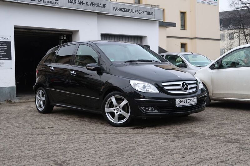 Schwarz Gebraucht 2006 Mercedes B200 Van / Kleinbus | 2.750 € (Superpreis) - Bild 1/4