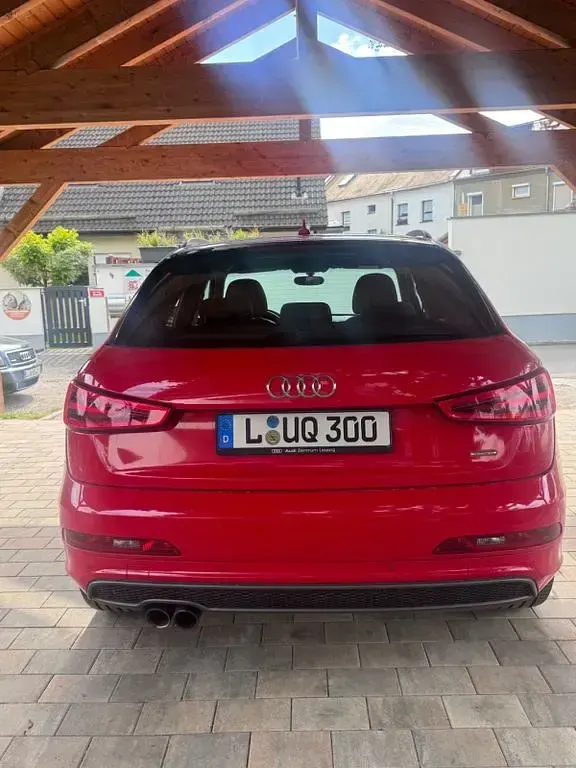 Gebraucht Audi Q3 140 PS (102 kW) 2014 Rot SUV