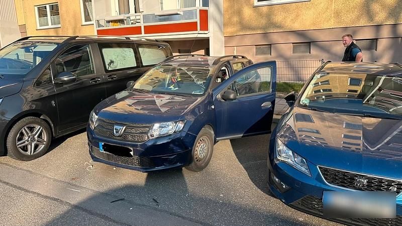 Gebraucht Dacia Logan 75 PS (55 kW) 2014 Blau Kombi