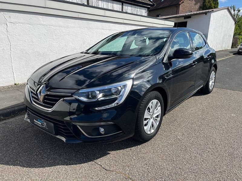 Sternenschwarz Gebraucht 2016 Renault Mégane IV Experience Limousine | 9.900 € (Fairer Preis) - Bild 1/4