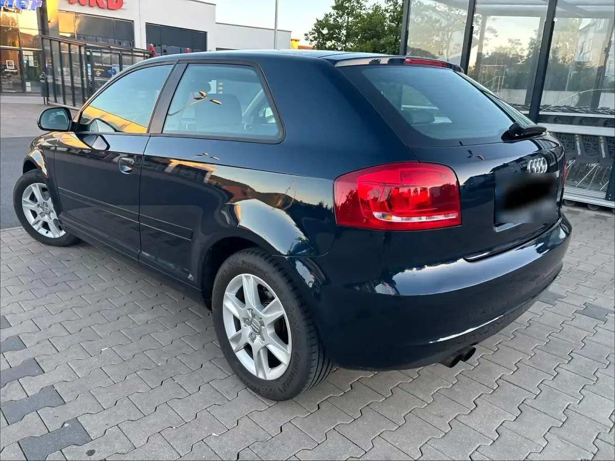 Gebraucht Audi A3 160 PS (117 kW) 2010 Blau Kleinwagen