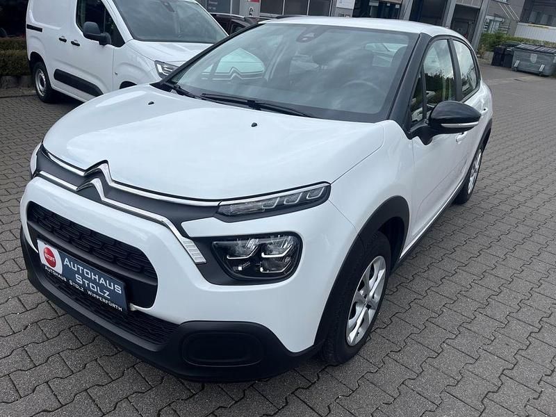 Weiss Gebraucht 2022 Citroën C3 Feel Kleinwagen | 11.433 € (Fairer Preis) - Bild 1/4