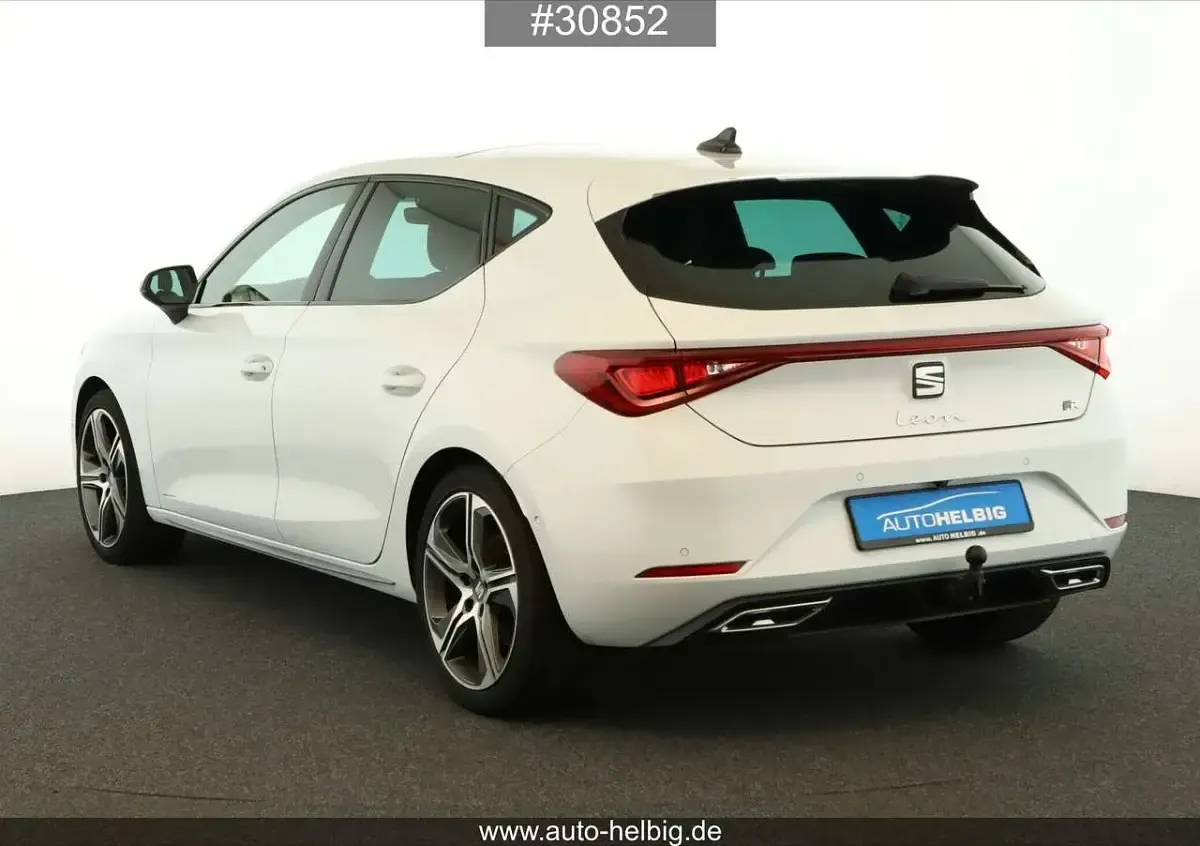 Gebraucht Seat Leon Beats 190 PS (139 kW) 2023 Nevada white metallic Limousine