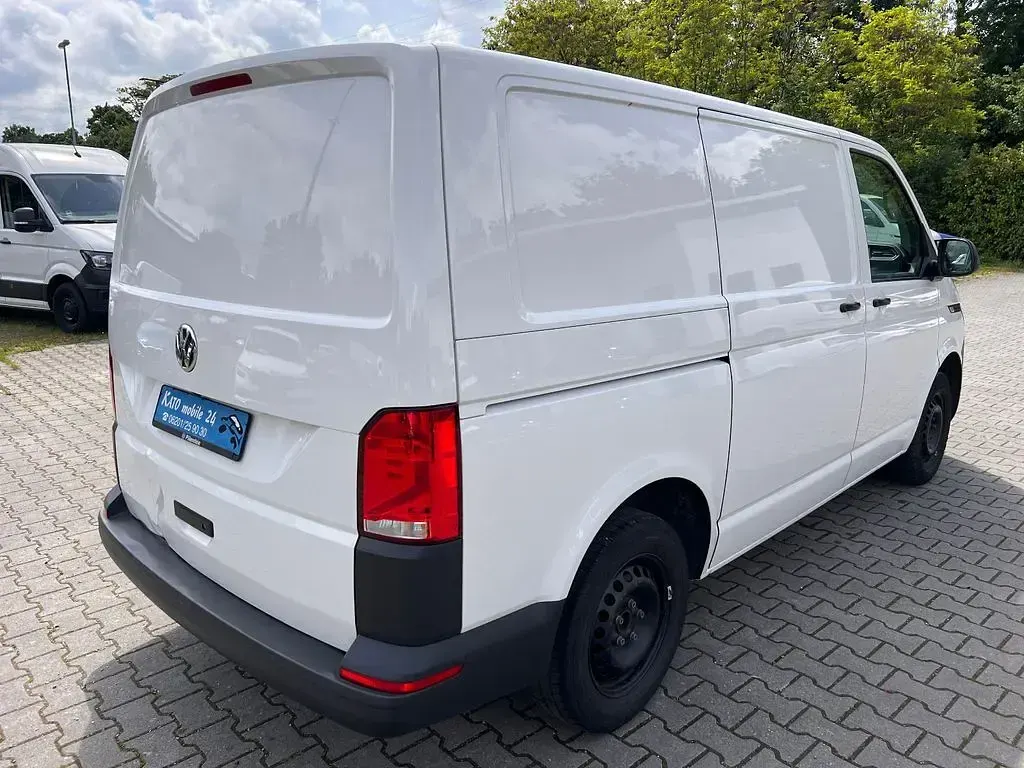 Gebraucht VW Transporter 150 PS (110 kW) 2022 Weiß Van