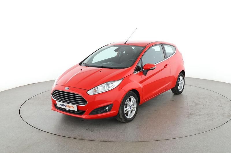 Rot Gebraucht 2016 Ford Fiesta Titanium Kleinwagen | 9.440 € (Etwas zu teuer) - Bild 1/3