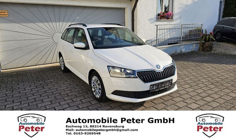 Weiß Gebraucht 2022 Skoda Fabia Ambition Kombi | 15.950 € (Guter Preis) - Bild 1/4