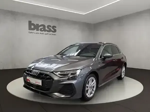Gebraucht Audi A3 Ambiente 204 PS (150 kW) 2025 Daytonagrau perleffekt Limousine