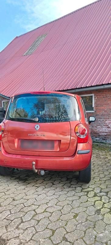 Second-hand Renault Modus 86 CP (63 kW) 2006 Roșu Monovolum