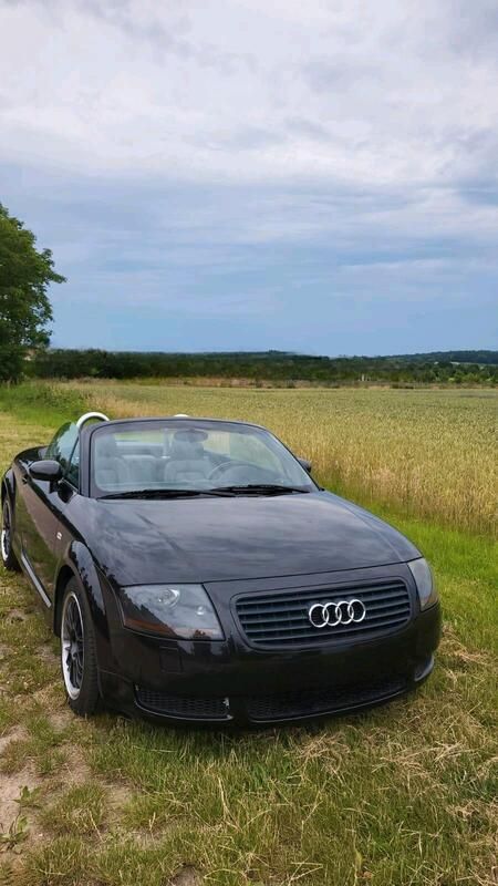 Schwarz Gebraucht 2000 Audi TT Roadster Cabrio | 4.400 € (Superpreis) - Bild 1/4