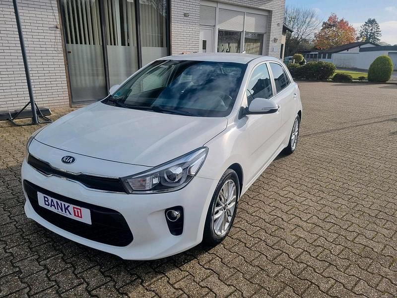 Gebraucht Kia Rio 84 PS (61 kW) 2019 Weiß Kleinwagen