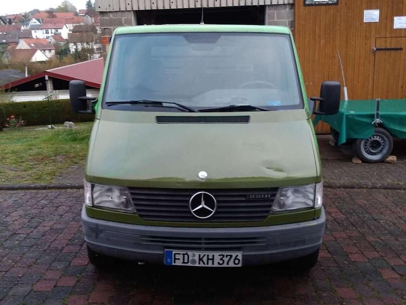 Gebraucht Mercedes Sprinter 79 PS (58 kW) 1997 Grün Van