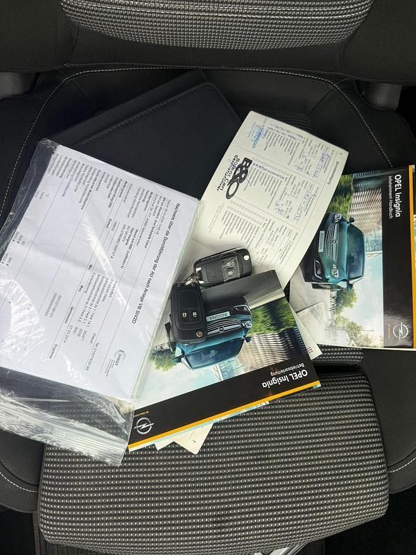 Gebraucht Opel Insignia 160 PS (117 kW) 2014 Grün Kombi