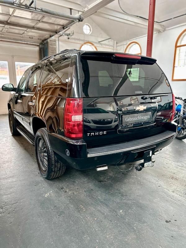 Gebraucht Chevrolet Tahoe LTZ 325 PS (239 kW) 2009 Schwarz SUV