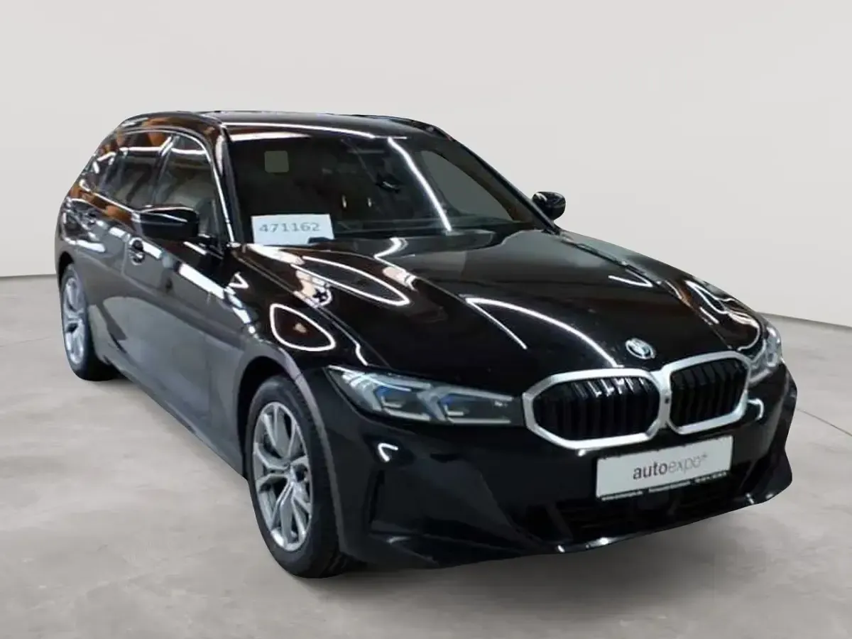 Gebraucht BMW 320 Sport Line 190 PS (139 kW) 2023 Kombi